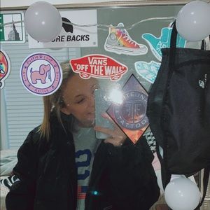 Meet your Posher, Alexandria